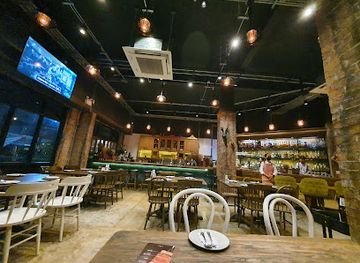 thailand/nakhon-si-thammarat/restaurant/day-night-of-nakhon-si-thammarat