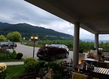 poland/pieniny-mountains/restaurant/zajazd-dolina-dunajca