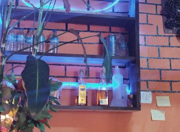 bhutan/trashigang/restaurant/apple-bees