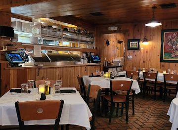 michigan/harbor-springs/restaurant/chandler-s