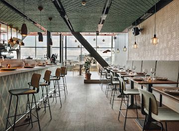 finland/helsinki/kamppi/restaurant/sandro