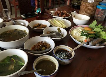 myanmar-burma/central-myanmar/restaurant/aung-family