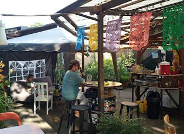 germany/leipzig/connewitz/restaurant/atacolypse