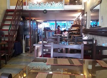 cambodia/prey-veng/restaurant/phnom-penh-three-rivers