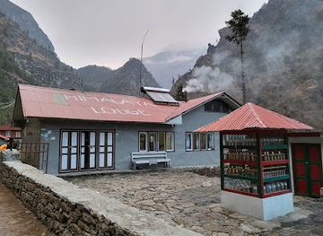 nepal/gokyo-lakes/restaurant/waterfall-view-restaurant