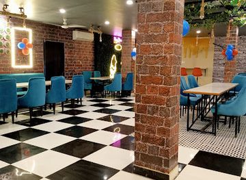 india/uttar-pradesh/restaurant/the-dining-house