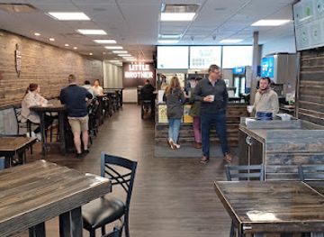 north-dakota/fargo/downtown-fargo/restaurant/little-brother