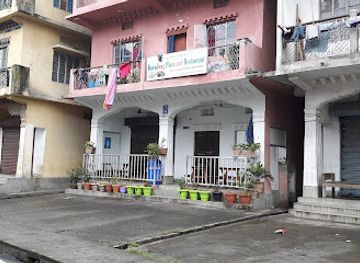 bhutan/samdrup-jongkhar/restaurant/kuenjung-pizza