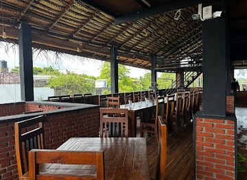 sri-lanka/dry-zone/restaurant/sandamadala-family-restaurant