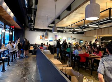 north-carolina/raleigh/cameron-village/restaurant/cava