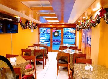 peru/pasco/restaurant/holybelly