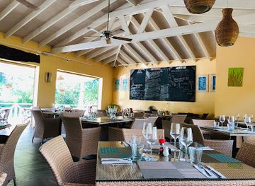 vanuatu/port-vila/restaurant/cafe-vila