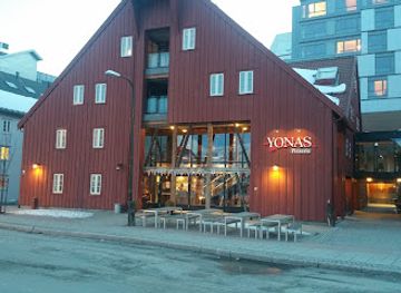 norway/tromso/restaurant/yonas-pizzeria