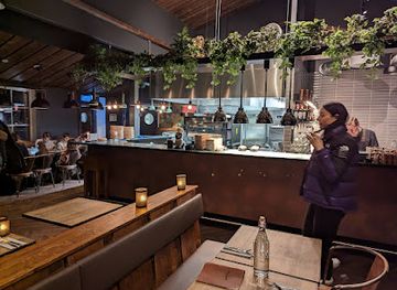 sweden/stoten/restaurant/bulldog-lodge