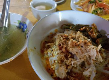 myanmar-burma/mrauk-u/restaurant/shan-noodle-tea-shop