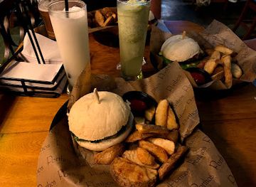 colombia/sierra-nevada-de-santa-marta/restaurant/porthos-steakhouse-pub