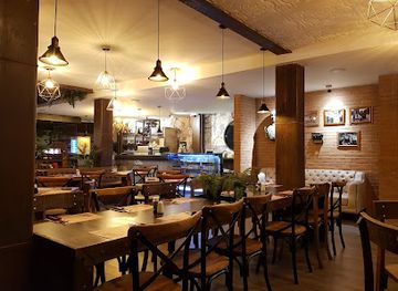 colombia/medellin/laureles/restaurant/el-correo-carne-y-vino