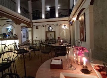 bolivia/sucre/los-pinos/restaurant/pueblo-chico