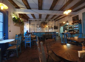 ukraine/lviv/restaurant/tante-sophie-cafe-escargot