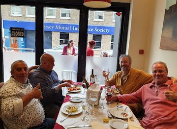 jersey/st-lawrence/restaurant/mira-restaurant-miraflores