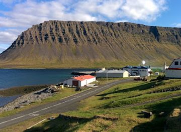 iceland/westfjords/restaurant/vegamot-bildudal-cafe-shop-restaurant