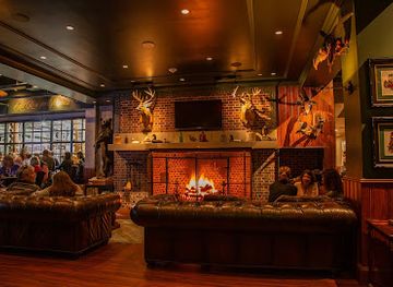 virginia/virginia-beach/restaurant/the-hunt-room