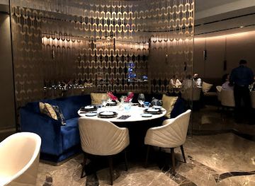 india/mumbai/restaurant/ummrao