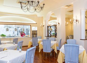 italy/positano/restaurant/la-taverna-del-leone