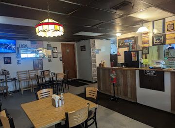 west-virginia/clarksburg/restaurant/cosmo-s-kitchen