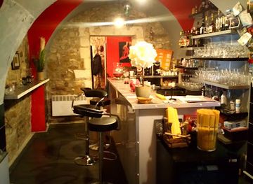 france/nimes/restaurant/restaurant-le-menestrel