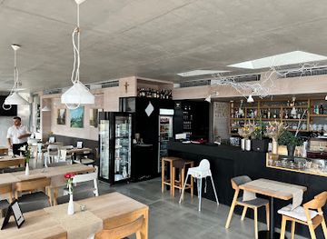 slovakia/nitra-region/restaurant/castellum-cafe