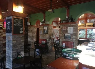 hungary/vac/restaurant/hbh-kocsma-sorozo