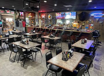 nebraska/eastern-nebraska/restaurant/cedar-hills-bar-grill
