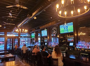 alabama/mobile/restaurant/debris-po-boys-drinks