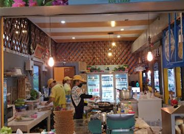 thailand/tenasserim-hills/restaurant/bananas-koh-chang