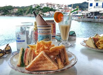 greece/samos/restaurant/cavos-cafe-bar-bistro