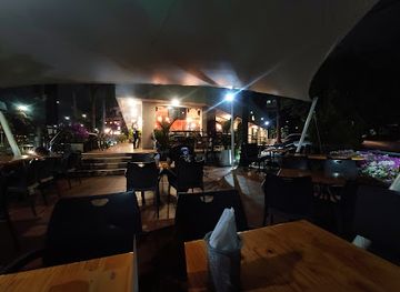 colombia/barranquilla/altos-de-riomar/restaurant/guayanes-food