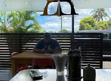 samoa/alofaaga-blowholes/restaurant/ent-s-cafe