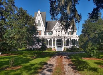 louisiana/atchafalaya-basin/restaurant/little-capital