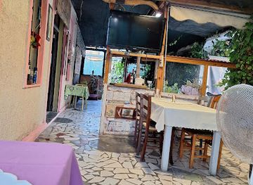 albania/durres-coast/restaurant/bar-trattoria