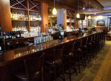 new-york/saratoga-springs/restaurant/wheatfields-restaurant-and-bar
