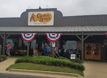 mississippi/the-flatwoods/restaurant/cracker-barrel-old-country-store