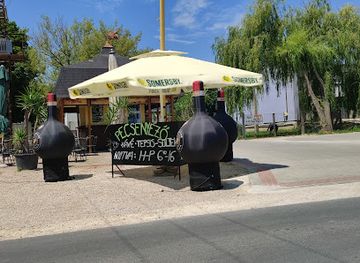 hungary/keszthely/restaurant/mustar-pecsenyezo