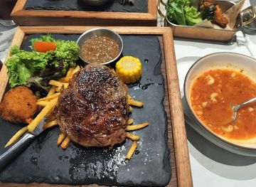 singapore/ang-mo-kio/restaurant/collin-s-jubilee-square