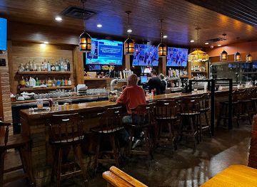 ohio/canton/restaurant/john-s-bar-grille