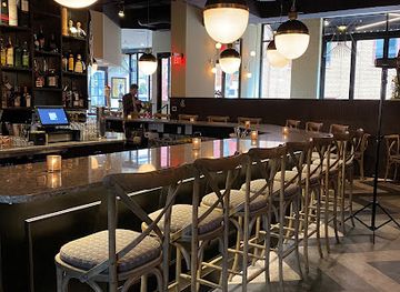 pennsylvania/lancaster/restaurant/c-est-la-vie