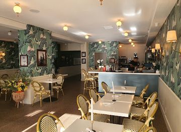 california/palm-springs/old-las-palmas/restaurant/the-thirsty-palms