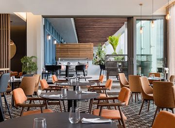 madagascar/antananarivo/anosy/restaurant/the-fire-lake