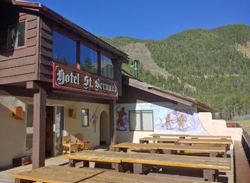 new-mexico/taos-ski-valley/restaurant/hotel-st-bernard-restaurant