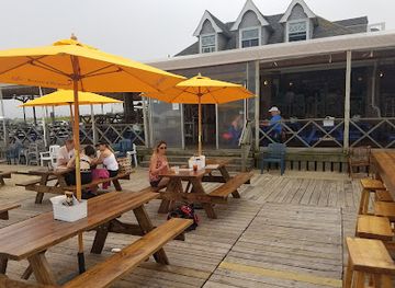 massachusetts/nantucket/restaurant/sandbar-at-jetties-beach-bar-restaurant